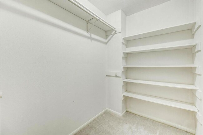 Building Photo - 10326 Bridgeland Ln