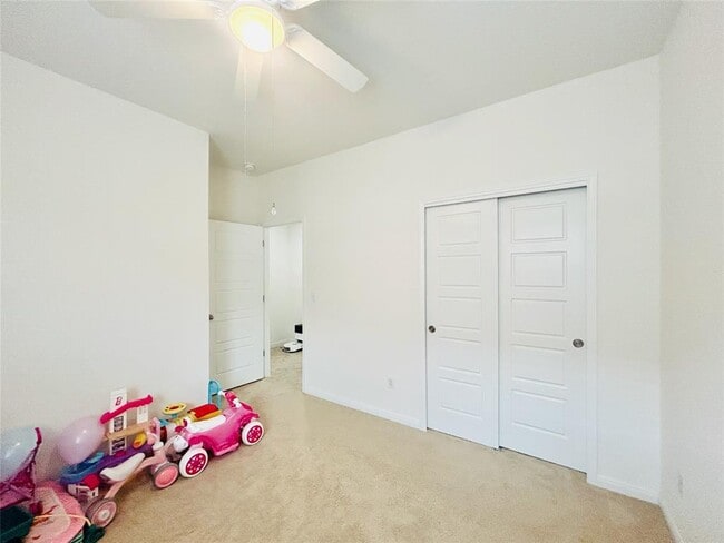 Building Photo - 428 Gaida Loop