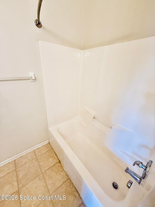 Building Photo - 2990 S Fiske Blvd