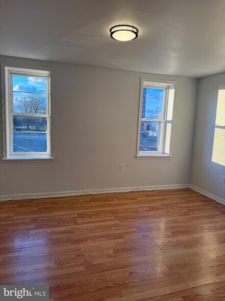 Building Photo - 2427 N 10th St