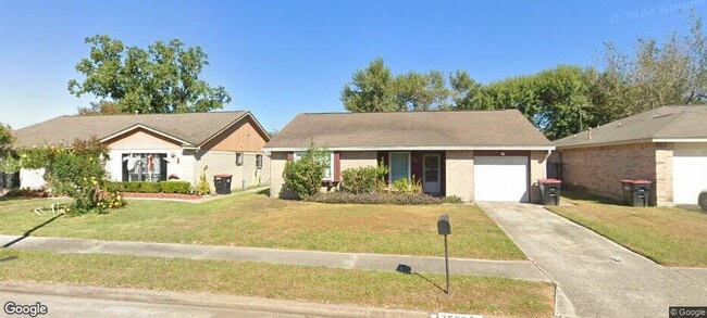 Primary Photo - 3522 Churchill Gardens Ln