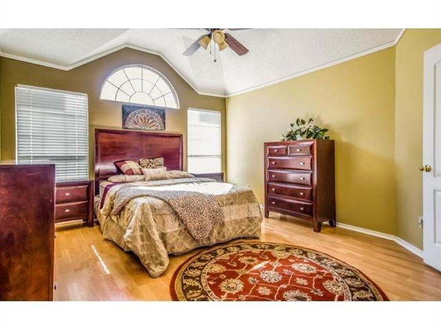 Building Photo - 944 Golden Grove Dr