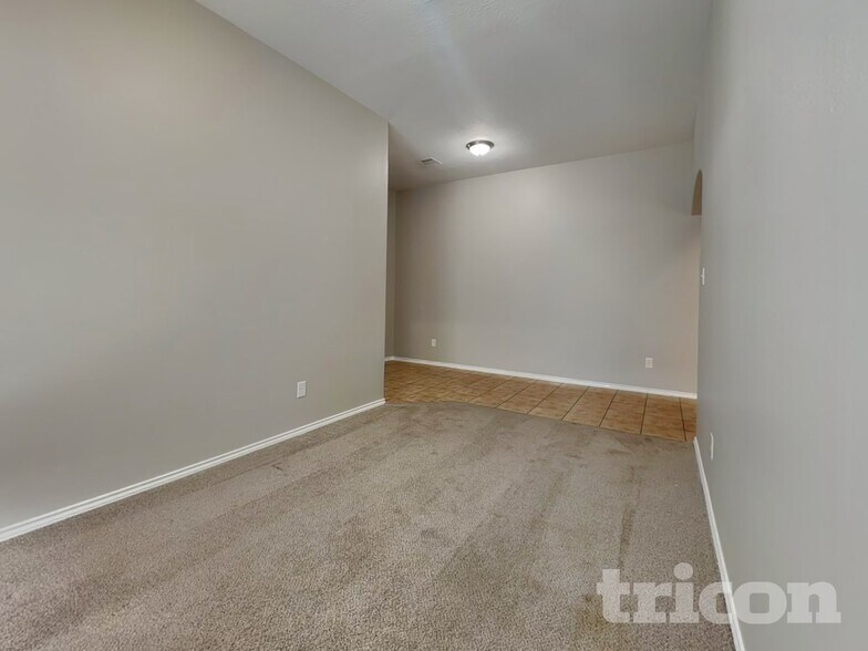 Building Photo - 8039 Branson Park Ln