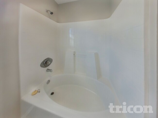 Building Photo - 25172 Omaha Dr