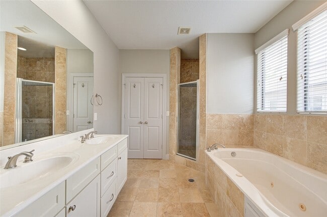 Building Photo - 1706 McDonald St