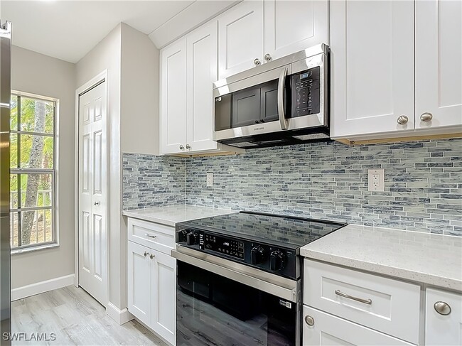 Building Photo - 4906 Majorca Palms Dr