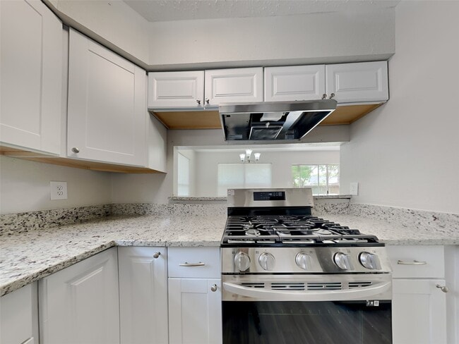 Building Photo - 12219 Lennox Gardens Dr