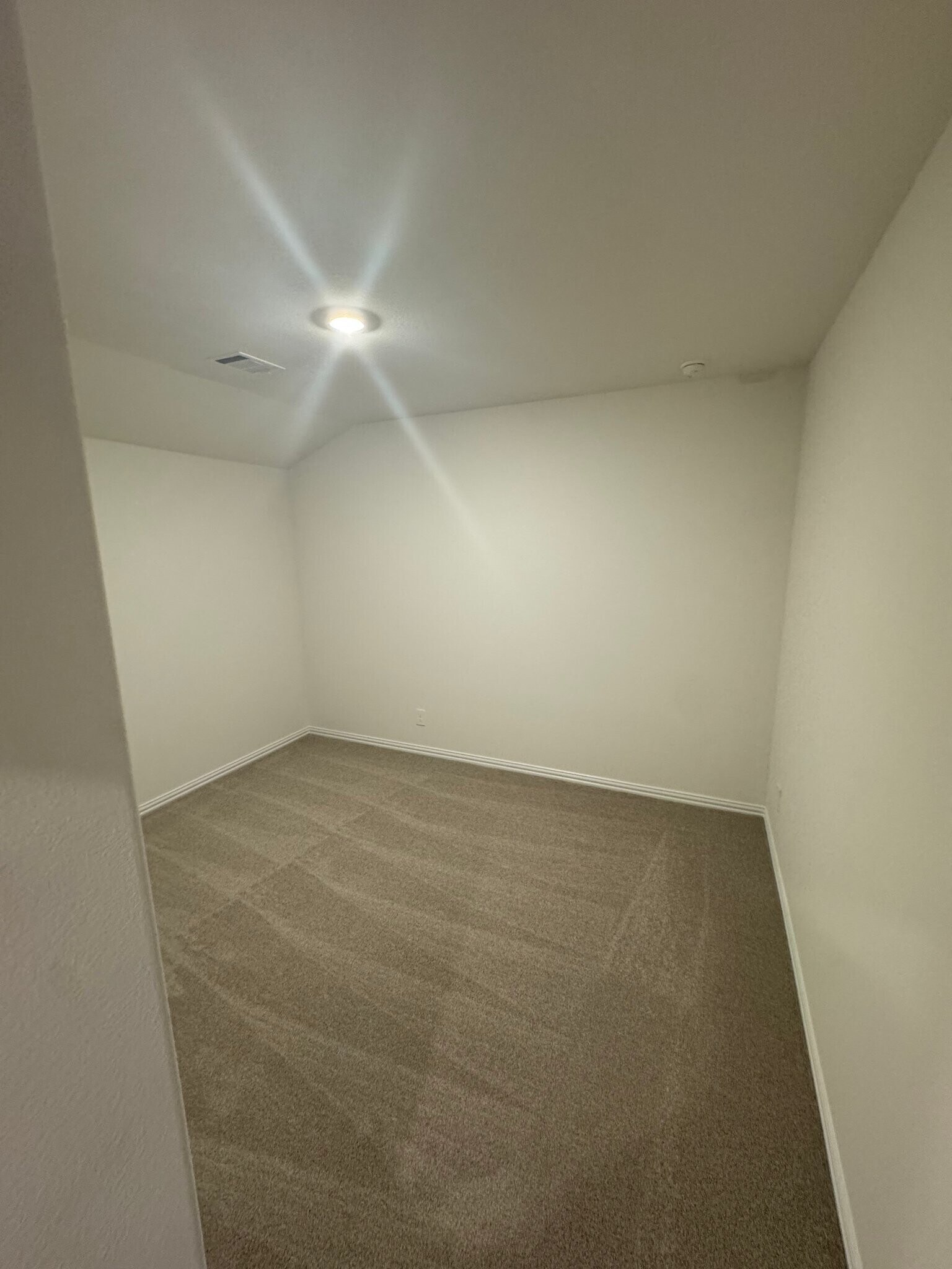 Building Photo - 608 Marigold Hl Wy