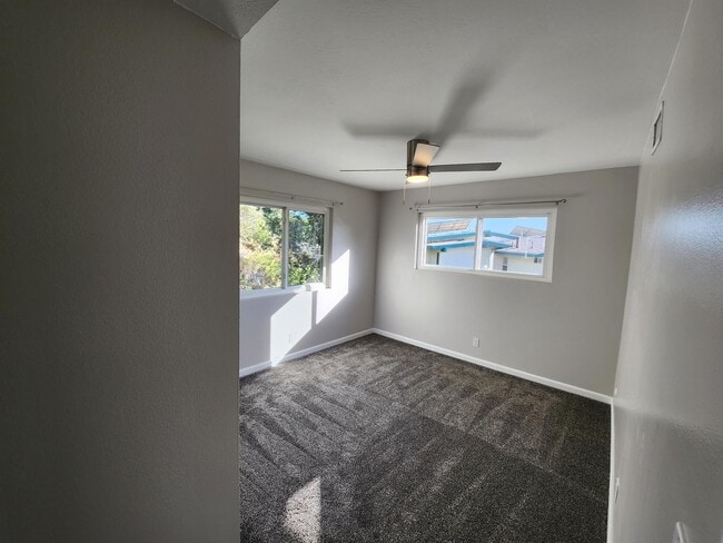 Building Photo - 3825 Polaris Dr