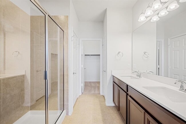 Building Photo - 16012 Remington Reserve Way