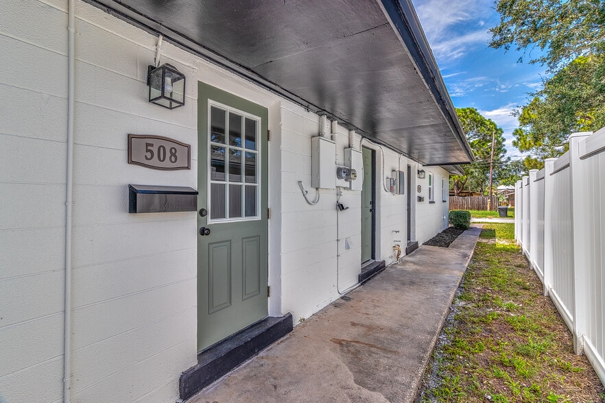 Building Photo - 508 91st Ave N