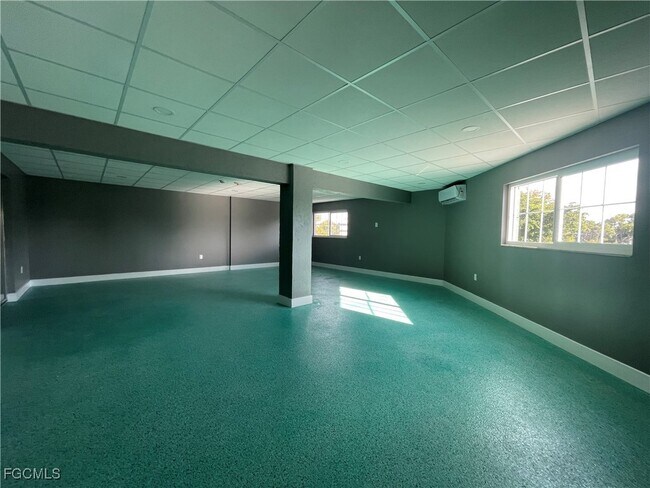 Building Photo - 3706 Broadway