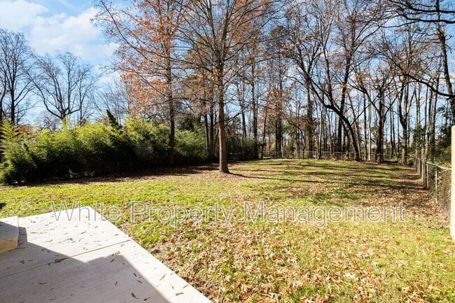 Building Photo - 4808 Northaven Dr