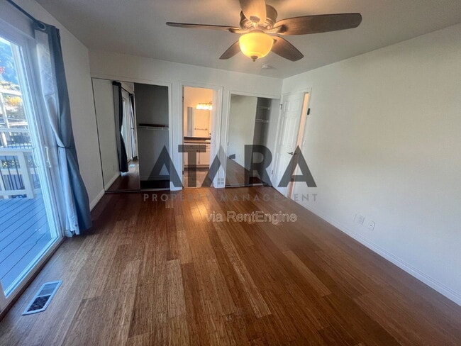 Building Photo - 9111 Parakeet Dr