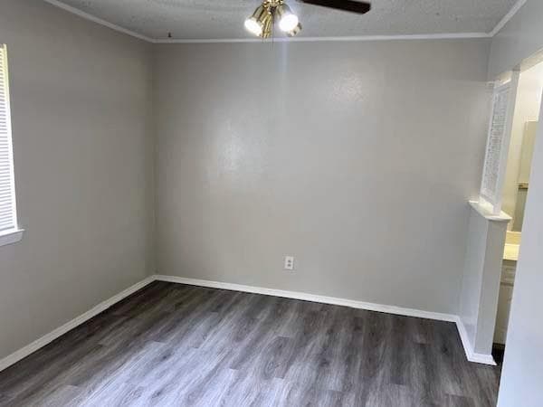 Building Photo - 806 Phillips Dr