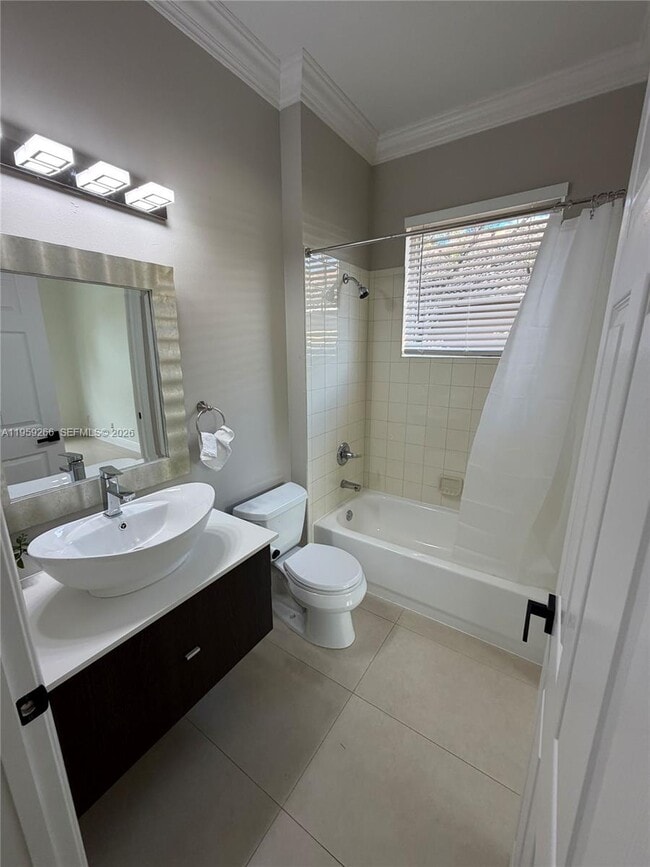 Building Photo - 1819 Mariners Ln