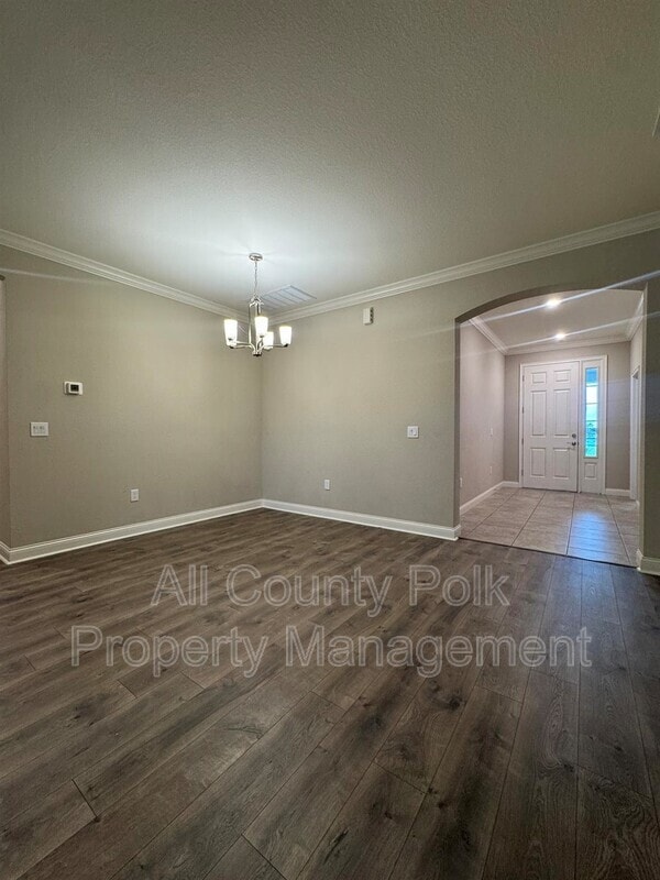 Building Photo - 272 Walkers Point Dr