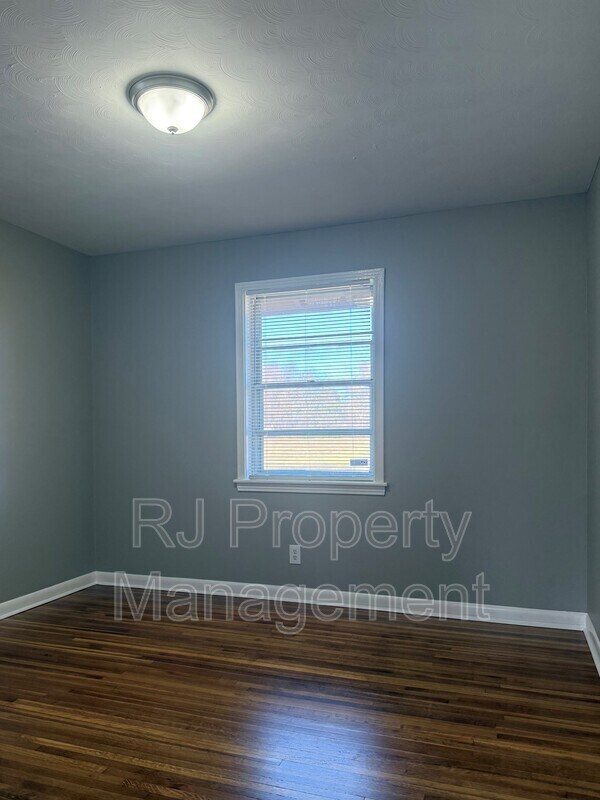 Building Photo - 1973 Tacoma Ave