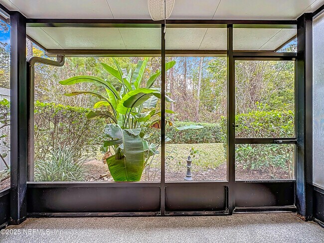 Building Photo - 4590 Capital Dome Dr