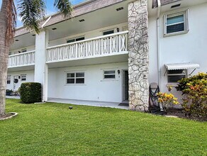 Building Photo - Well-Maintained 2-Bedroom Condo in Meridian Park | 55+ Community | Palm Beach Gardens