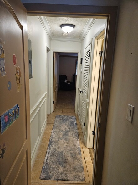 Building Photo - 4210 Lake Underhill Rd