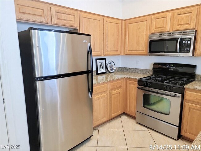 Building Photo - 8985 S Durango Dr