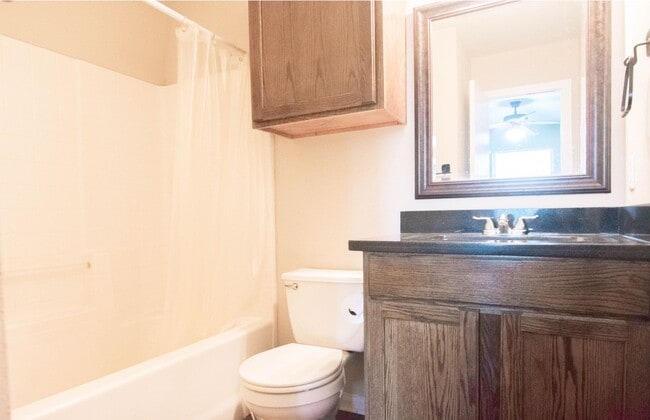 Building Photo - AUGUST PRE-LEASE!  4 Bedroom/3.5 Bathroom ...