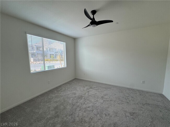 Building Photo - 1505 Little Penguin St