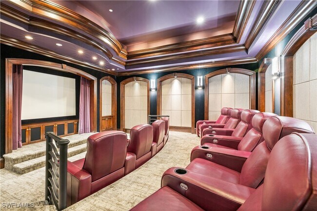 Building Photo - 7575 Pelican Bay Blvd