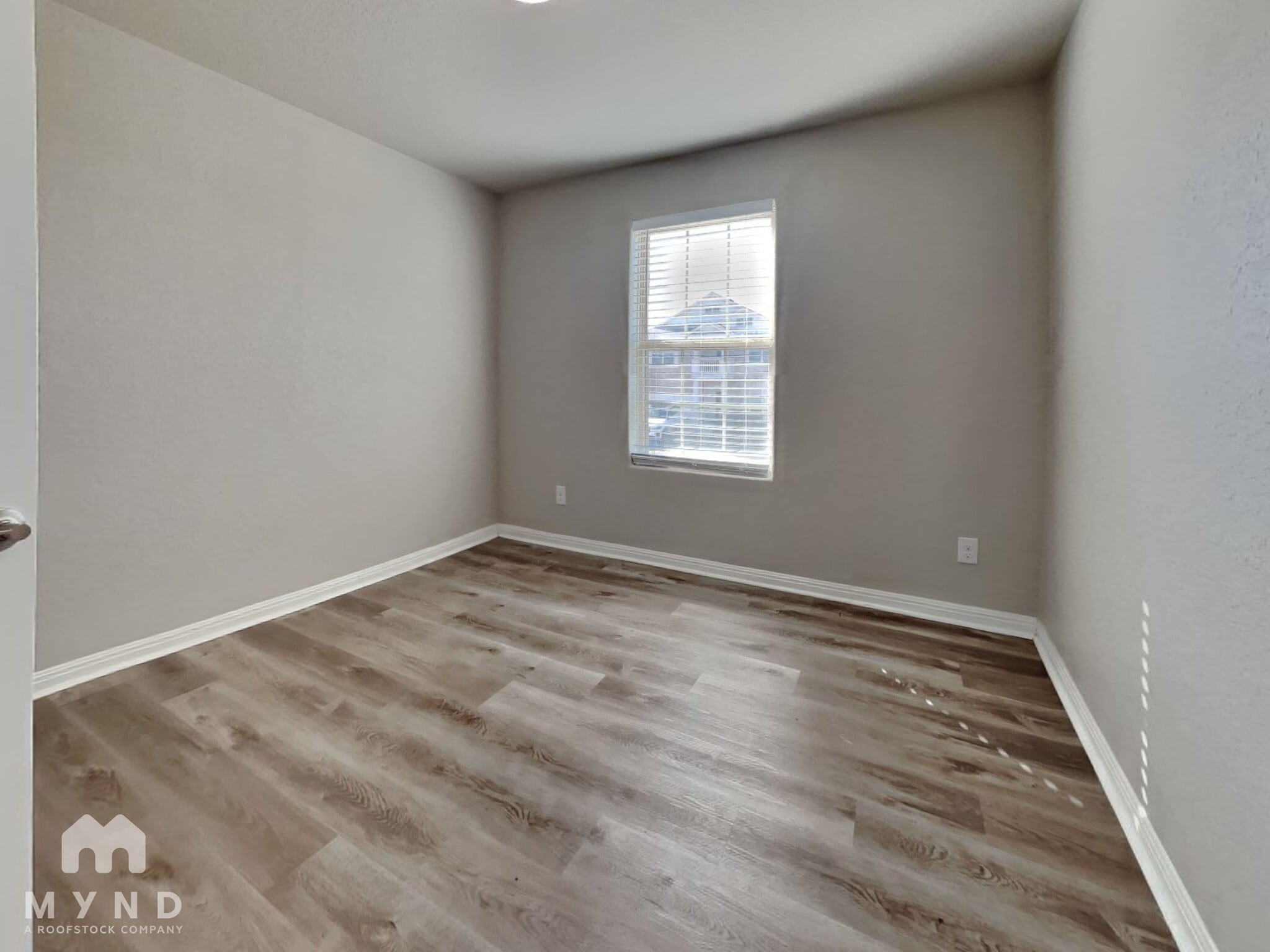 Building Photo - 11335 Decidedly