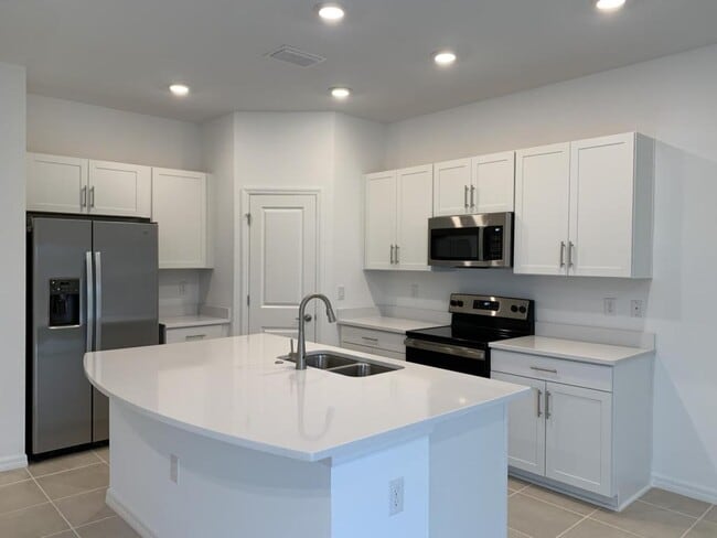 Building Photo - 8477 Lunar Skye St