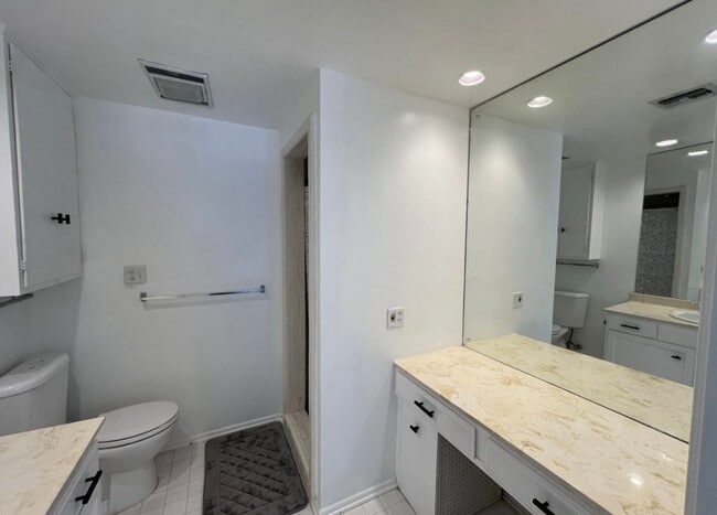 Building Photo - 4422 Meredith Woods St