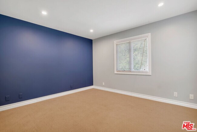 Building Photo - 10557 Rocca Pl