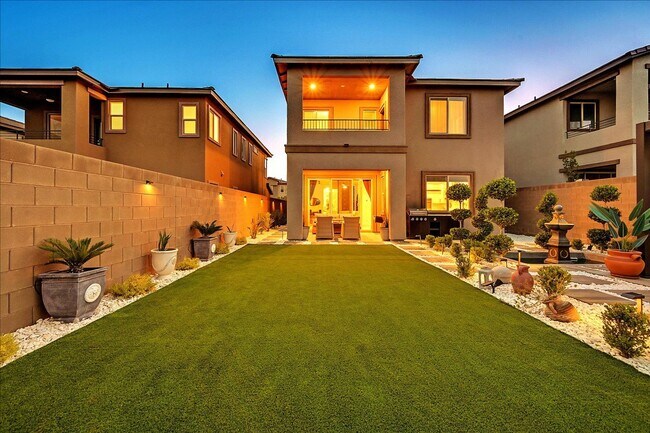 Building Photo - Luxury Summerlin West 4-Bedroom Home!