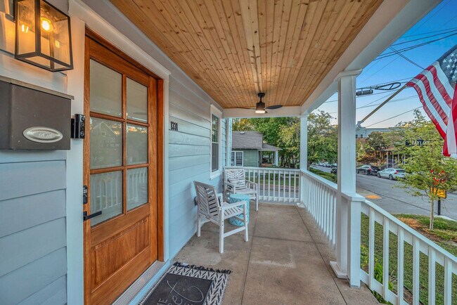 Building Photo - 1331 4th Ave N