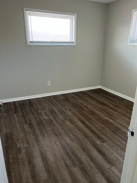 Building Photo - 4440 N 61st St