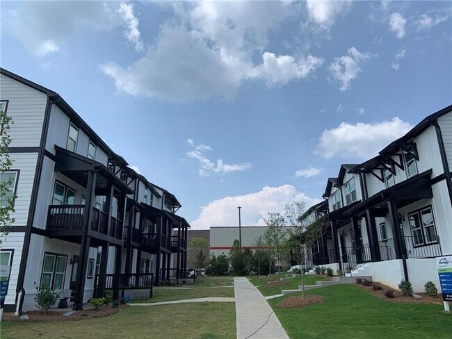 Building Photo - 908 Sweetwater Grove