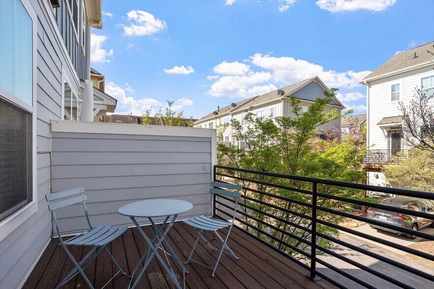 Building Photo - 1427 Crafton Way