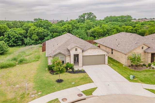 Building Photo - 104 Piping Rock Dr