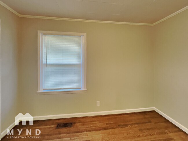 Building Photo - 1518 Belmar Dr