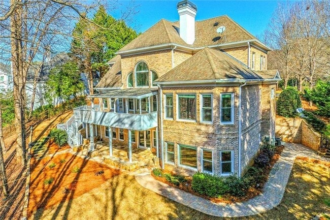 Building Photo - 2674 Nutwood Trce