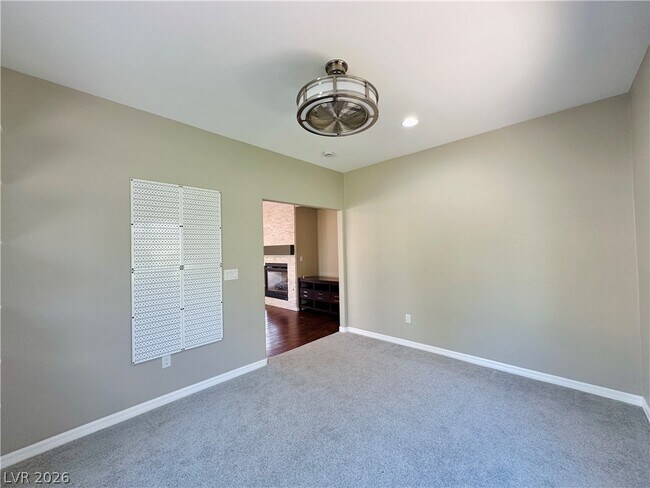 Building Photo - 956 Tafalla Ct