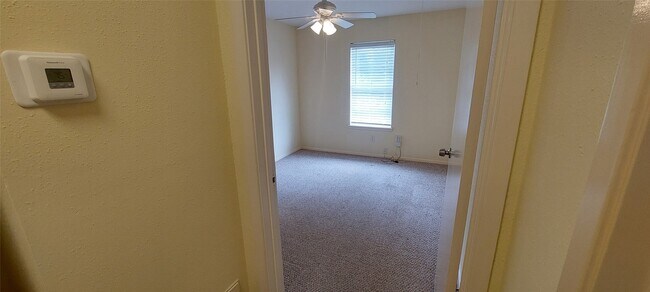 Building Photo - 8710 Ilona Ln