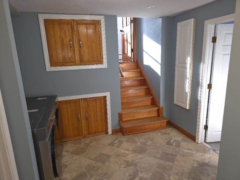 Building Photo - 11 Boyden St