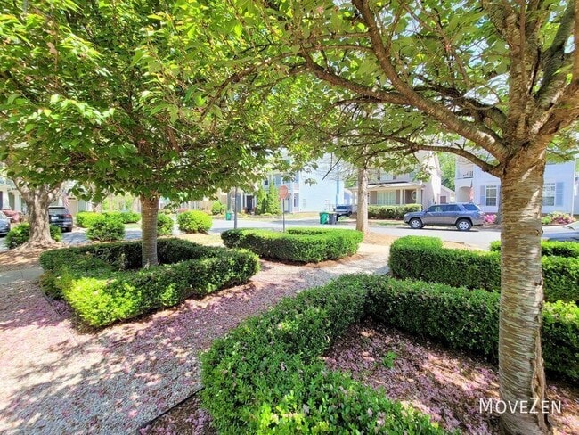 Building Photo - 1812 Lela Avenue