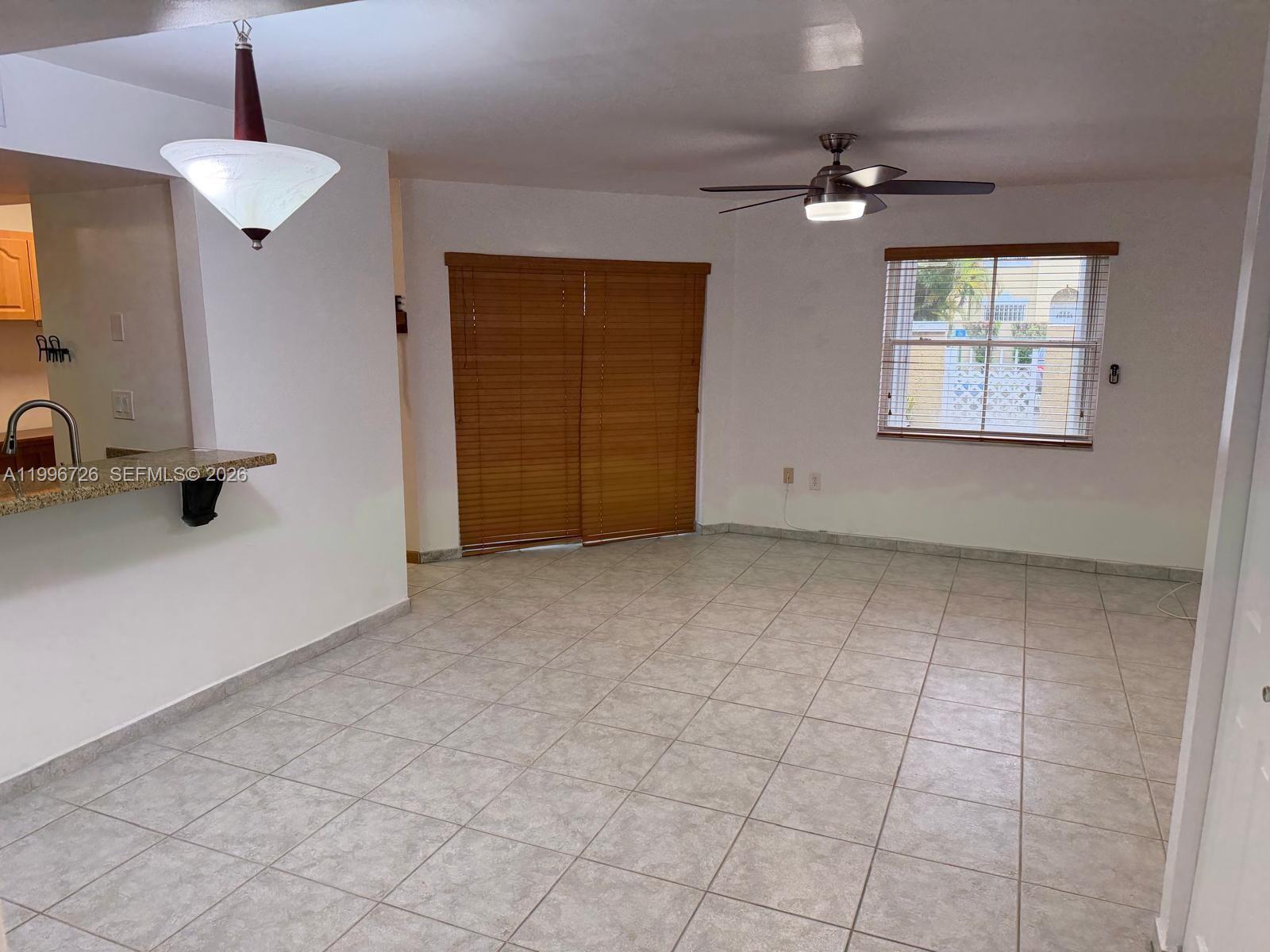 Building Photo - 365 NW 85th Ct