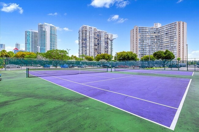 Building Photo - 2451 Brickell Ave