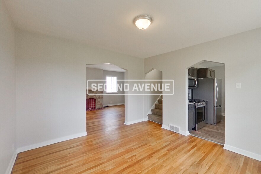 Building Photo - 2708 5th St