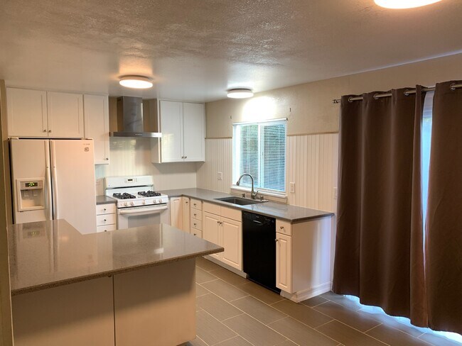 Building Photo - 911 Shelduck Ct