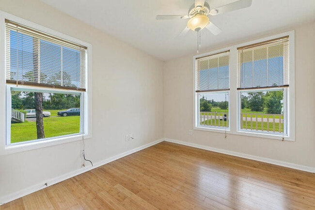Building Photo - Beautiful 3/2 House in Bay St. Louis, MS
